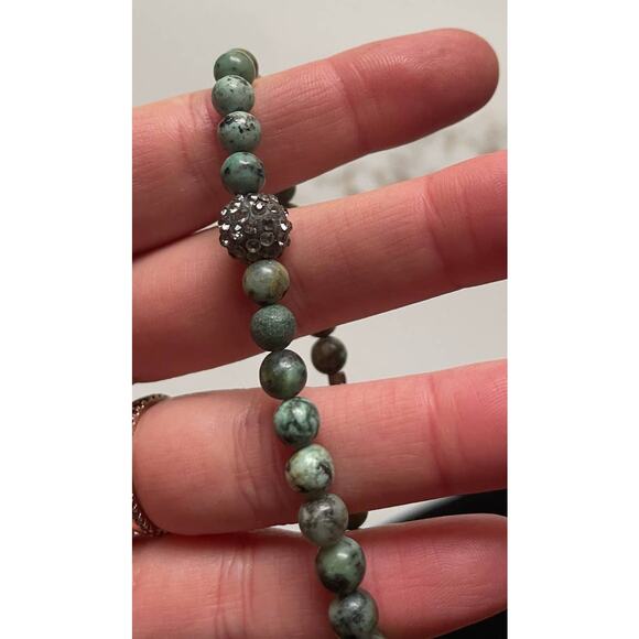 Green Beads Handmade Bracelet - Picture 3 of 3